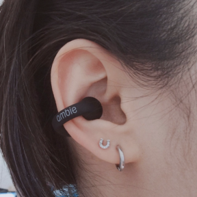 Безжични Bluetooth слушалки със сензорно управление